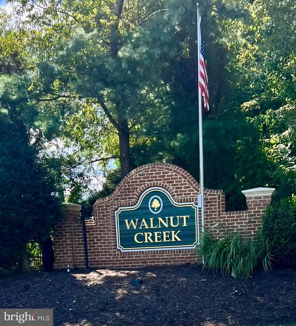 445 Cross Creek Drive photo 4