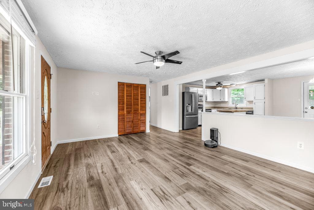 5330 Cove View Drive photo 18