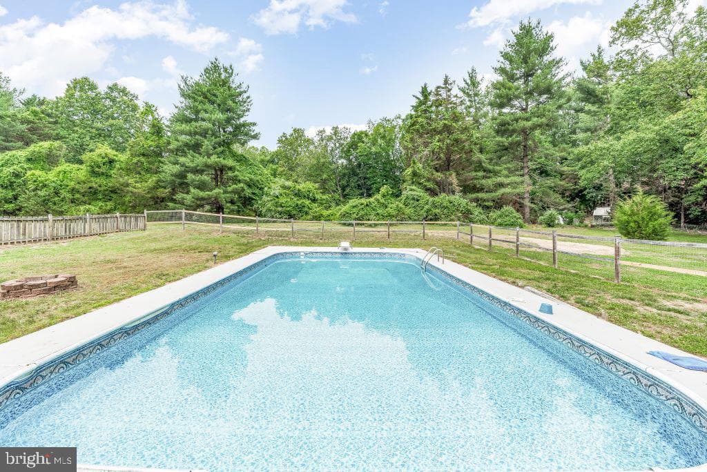 5330 Cove View Drive photo 8