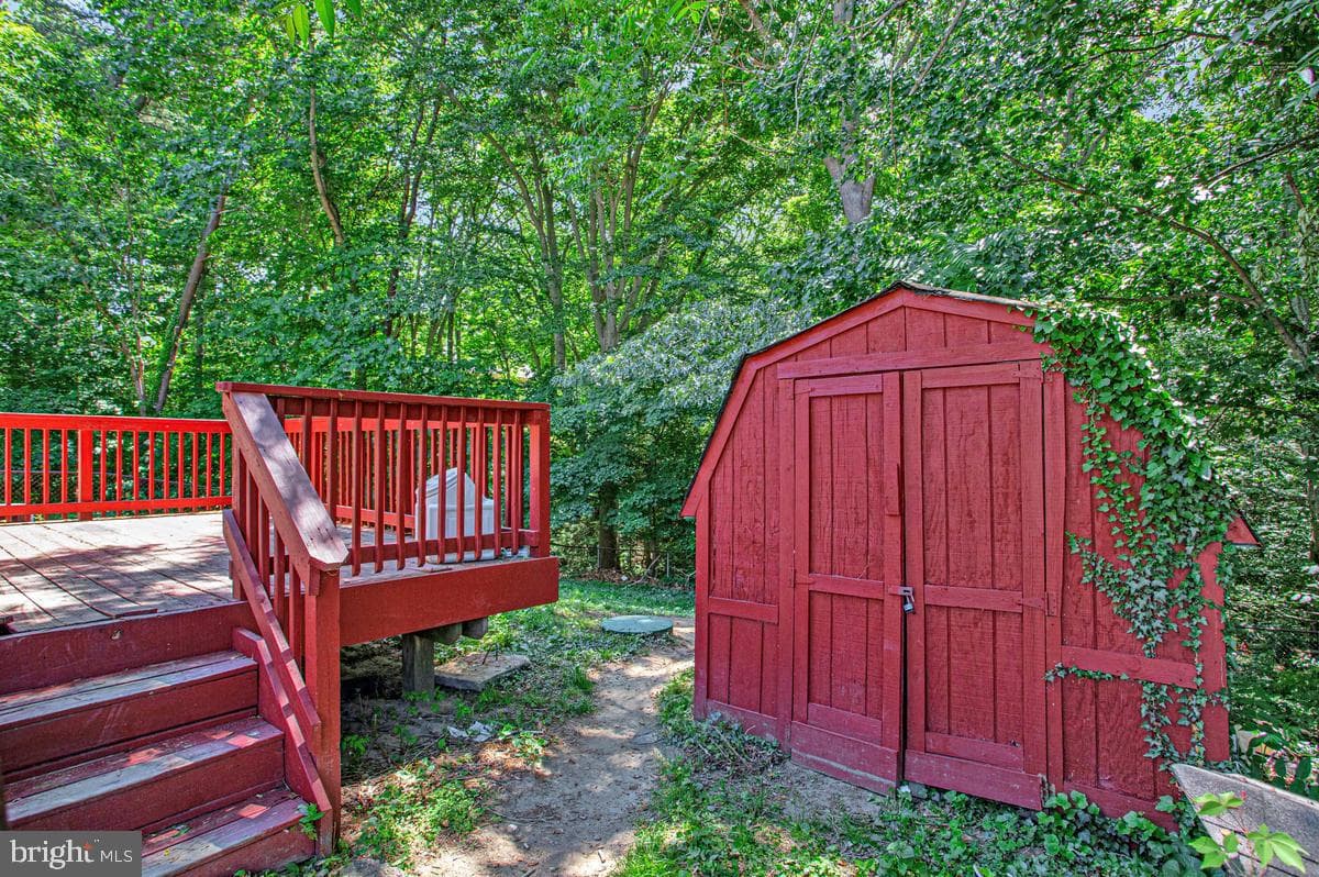 406 Laurel Drive photo 26