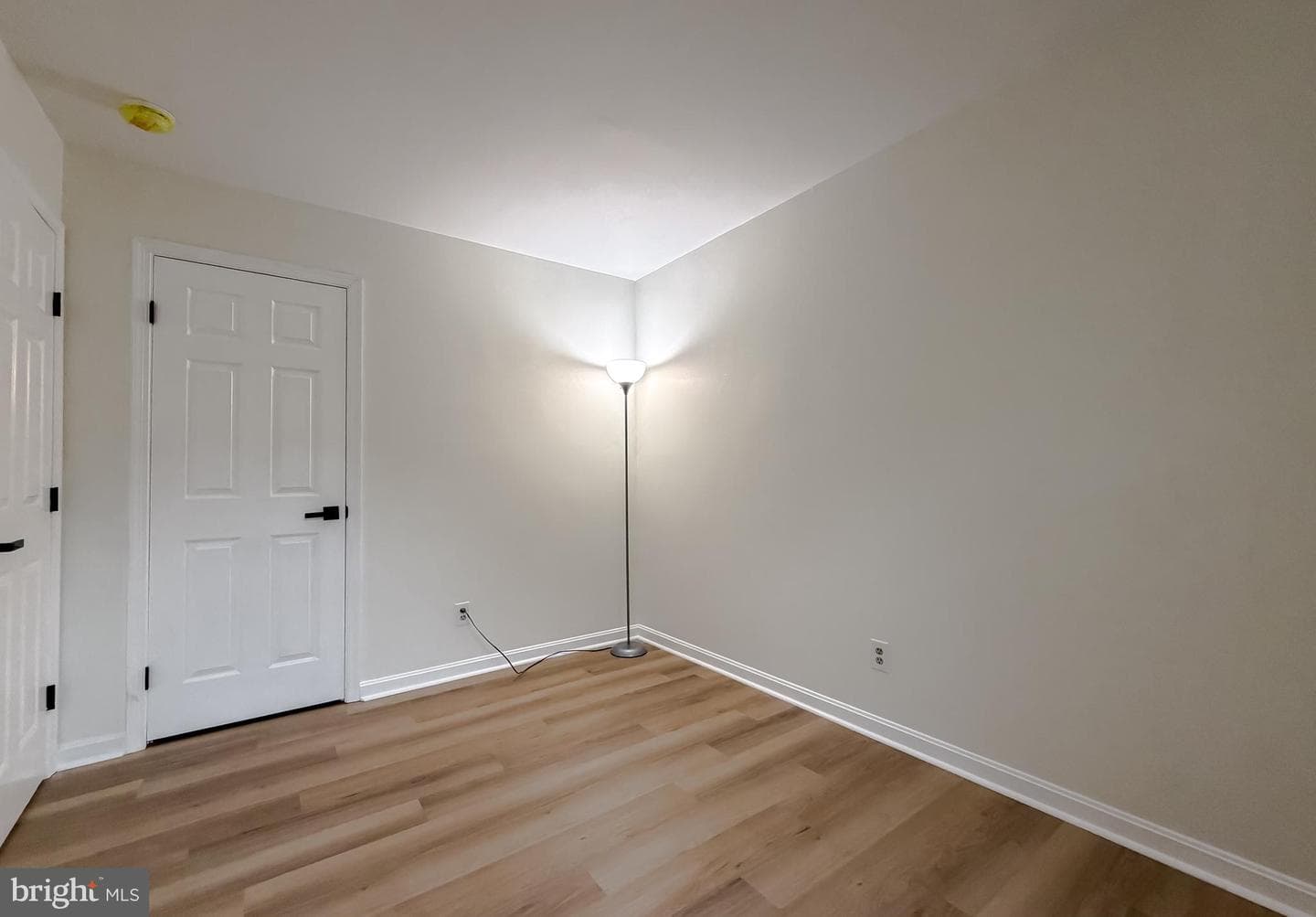 2024 Yew Court photo 22