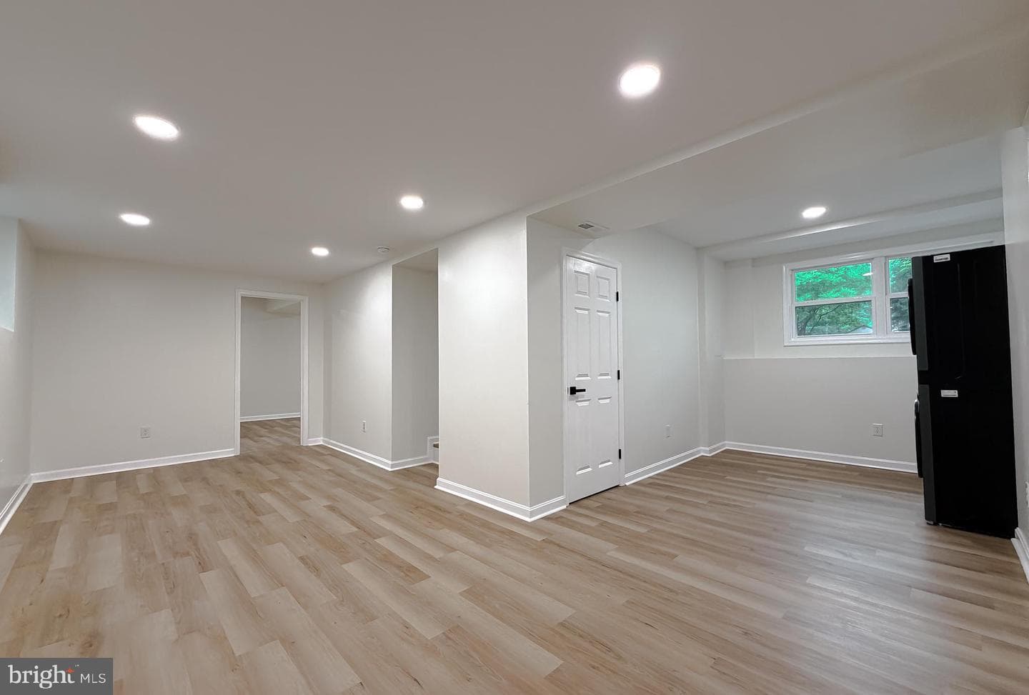 2024 Yew Court photo 31