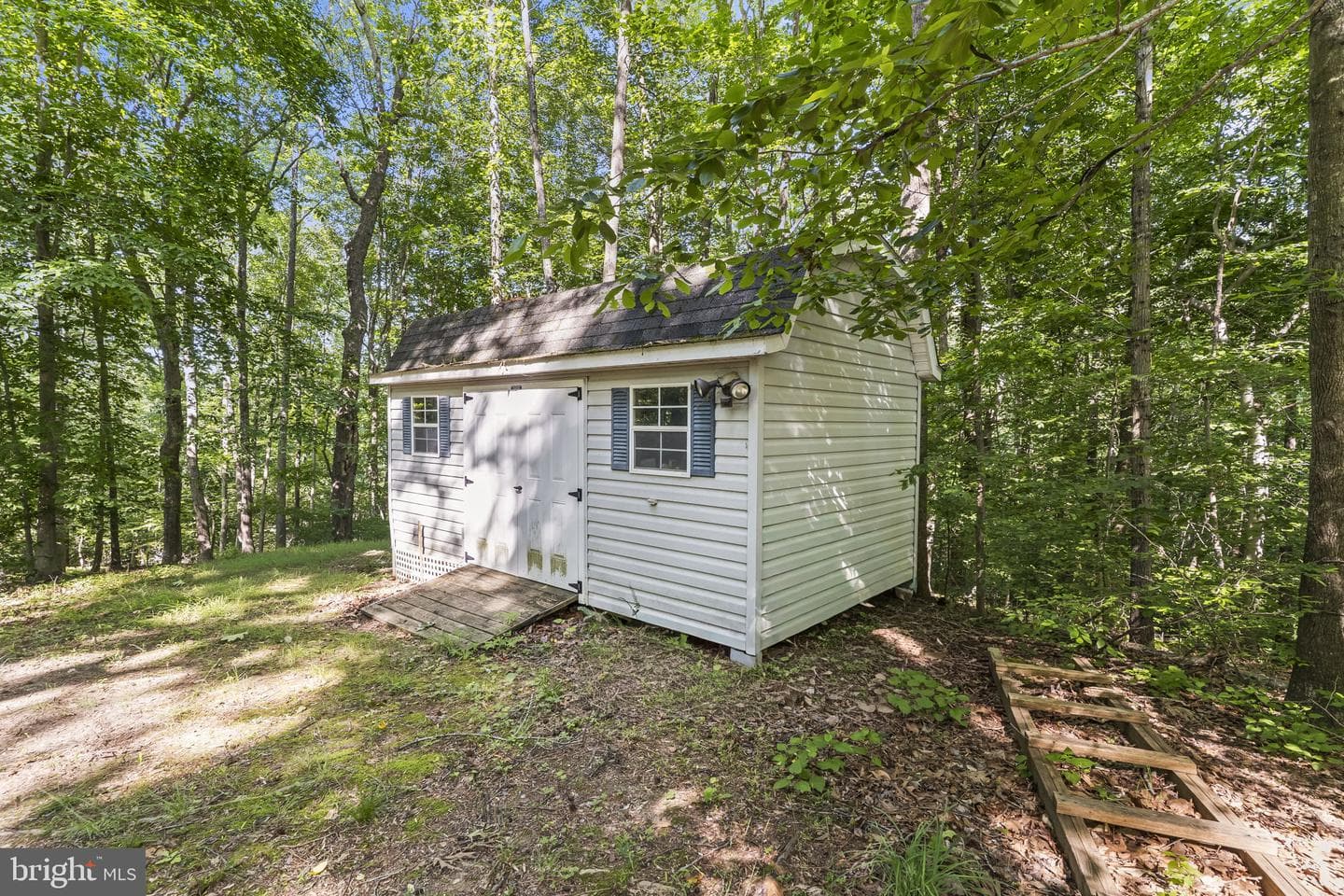 2037 Baythorne Road photo 37