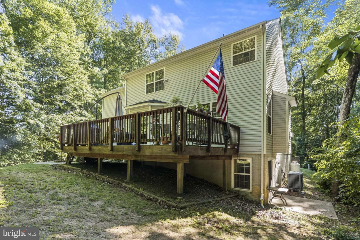 2037 Baythorne Road photo 5