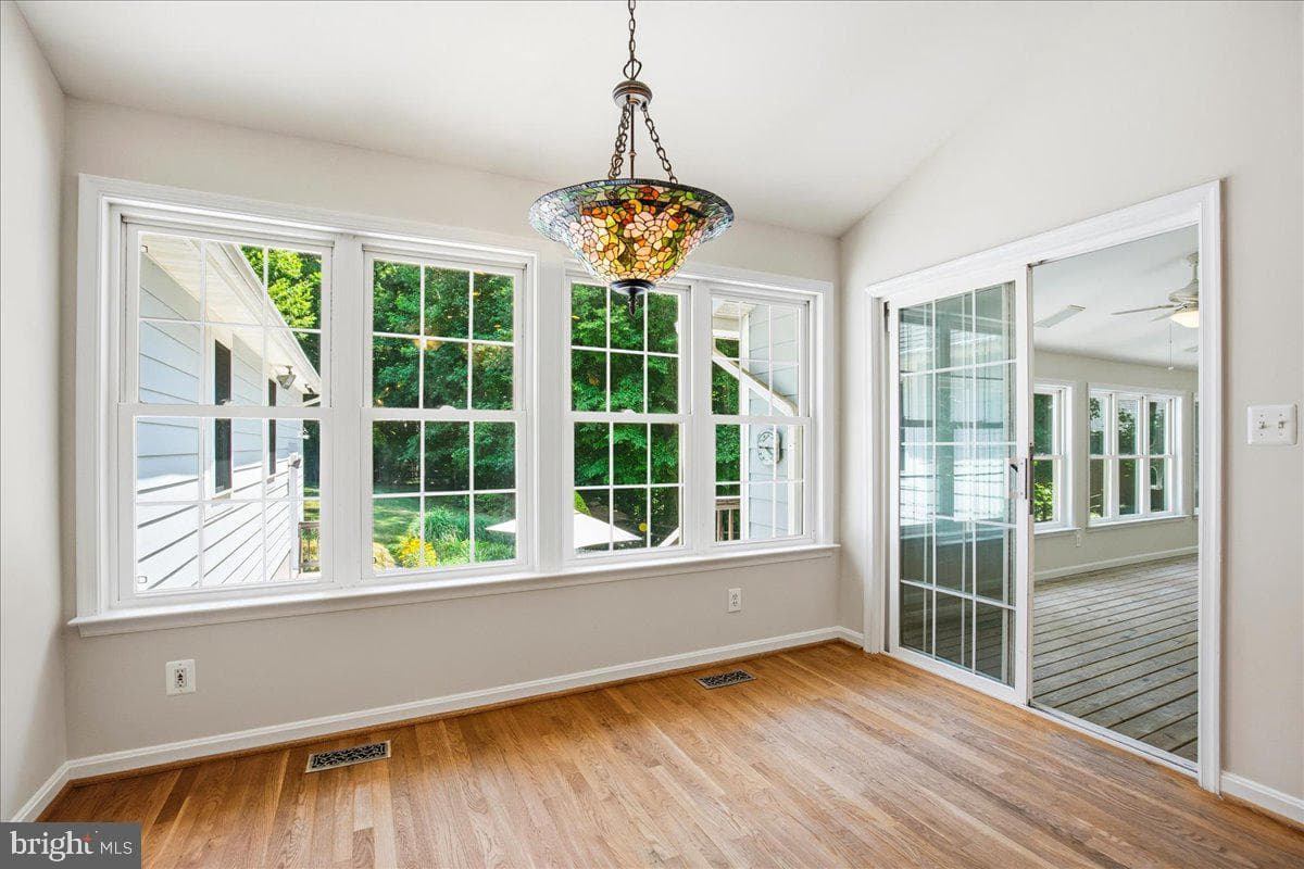 12033 Steven Lane photo 36