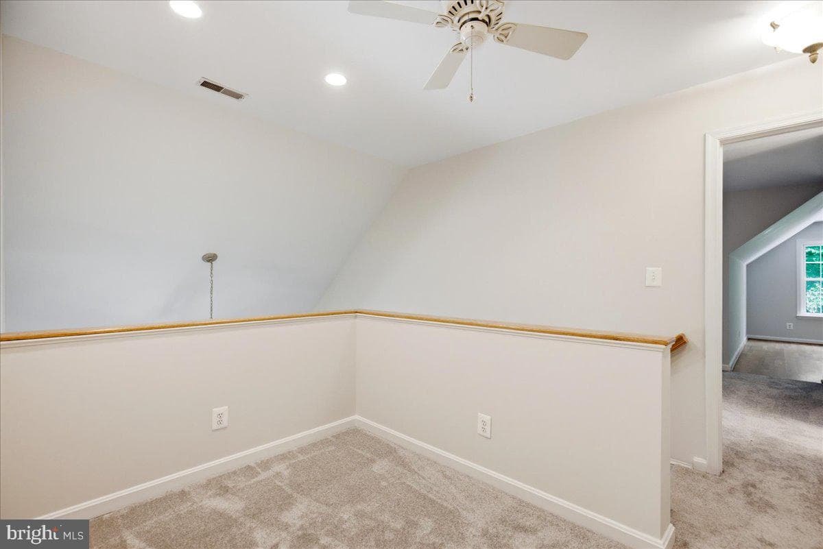 12033 Steven Lane photo 54