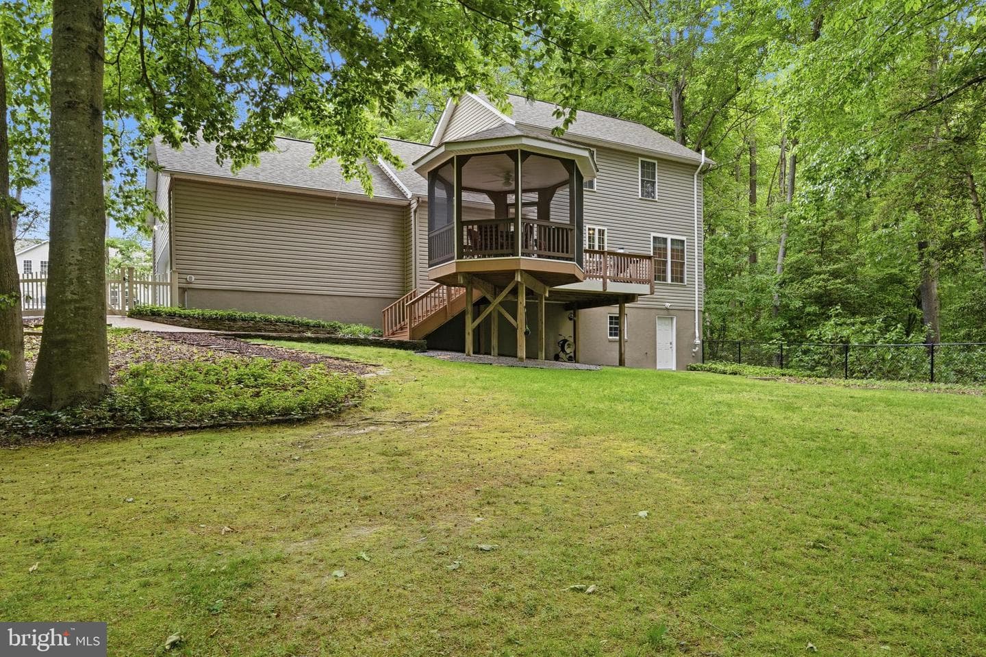 548 Windmill Drive photo 58