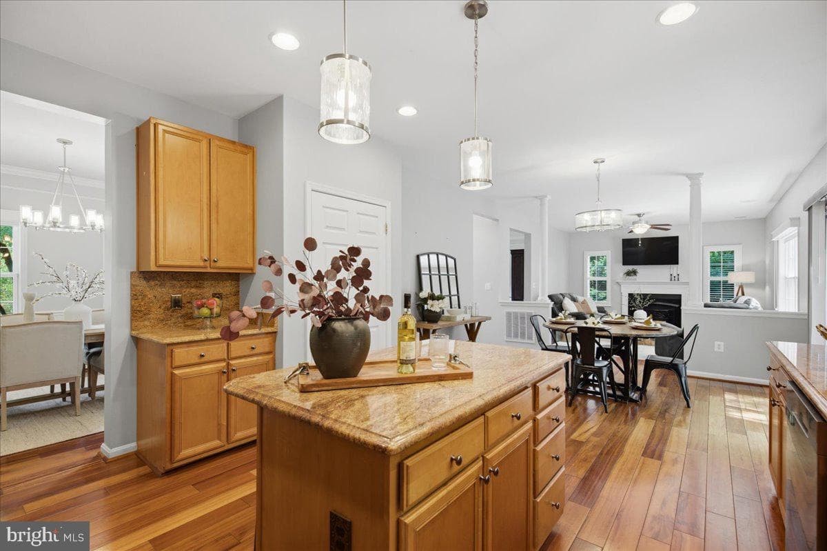 2424 Springbrook Court photo 42