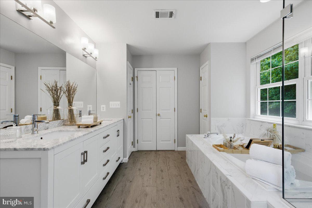 2424 Springbrook Court photo 62