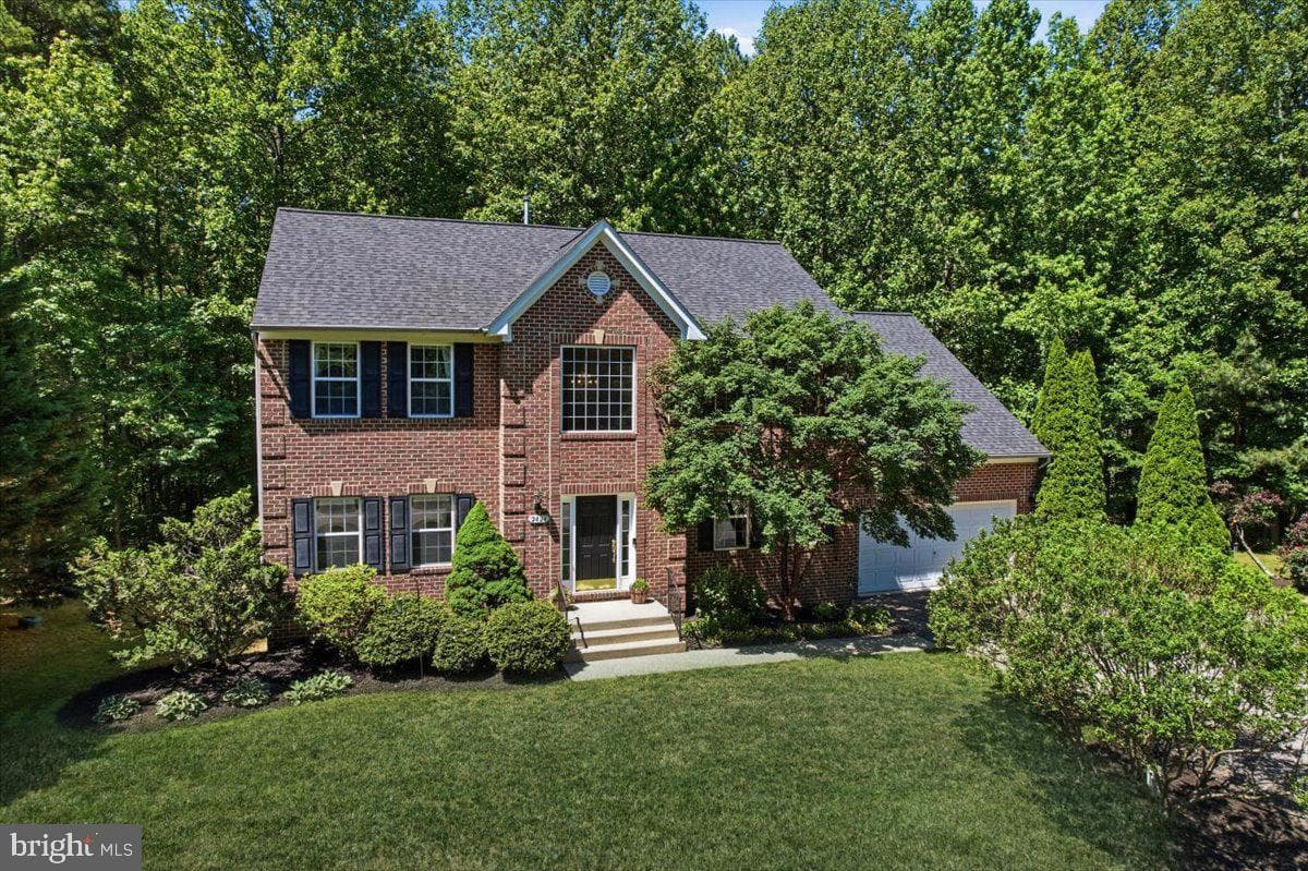 2424 Springbrook Court photo 9