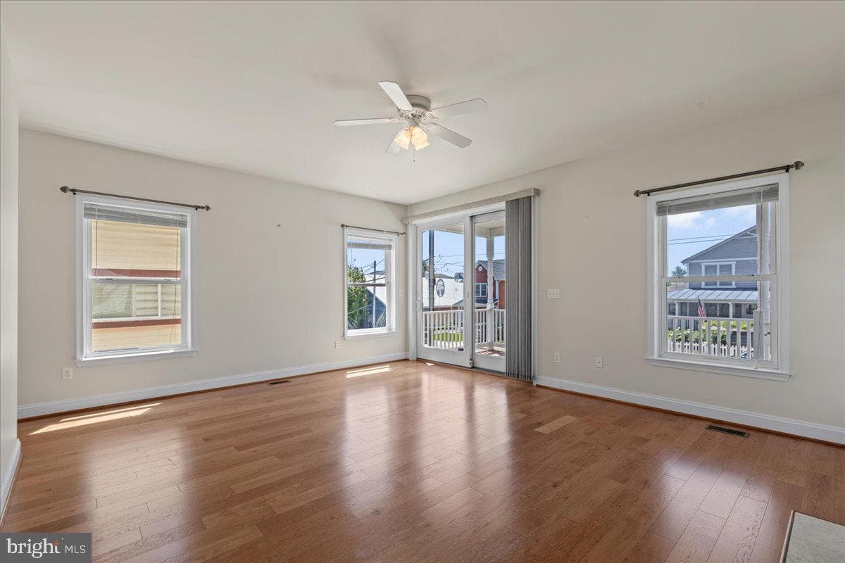 4032 5th Street photo 5