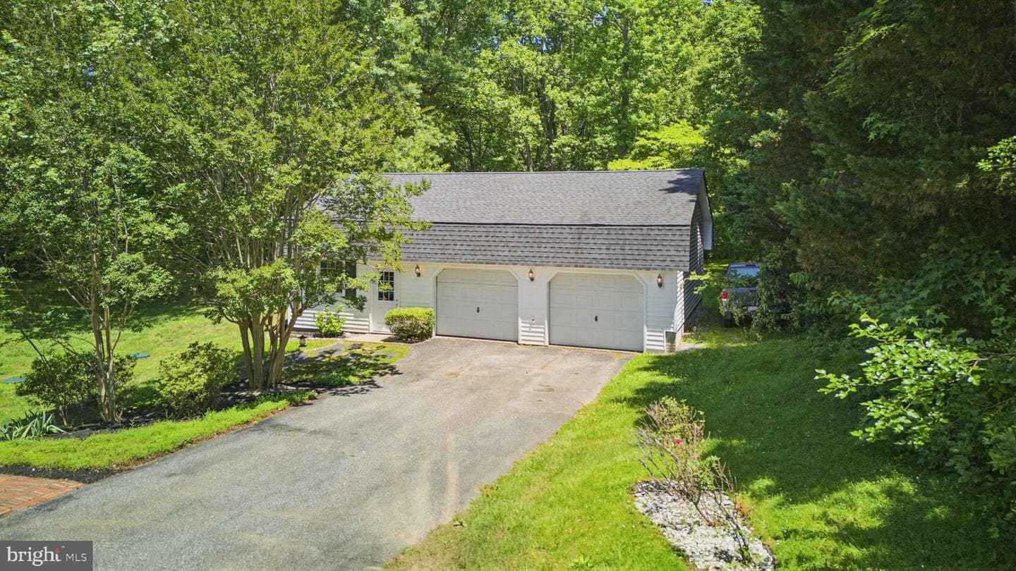 10707 Ward Road photo 13