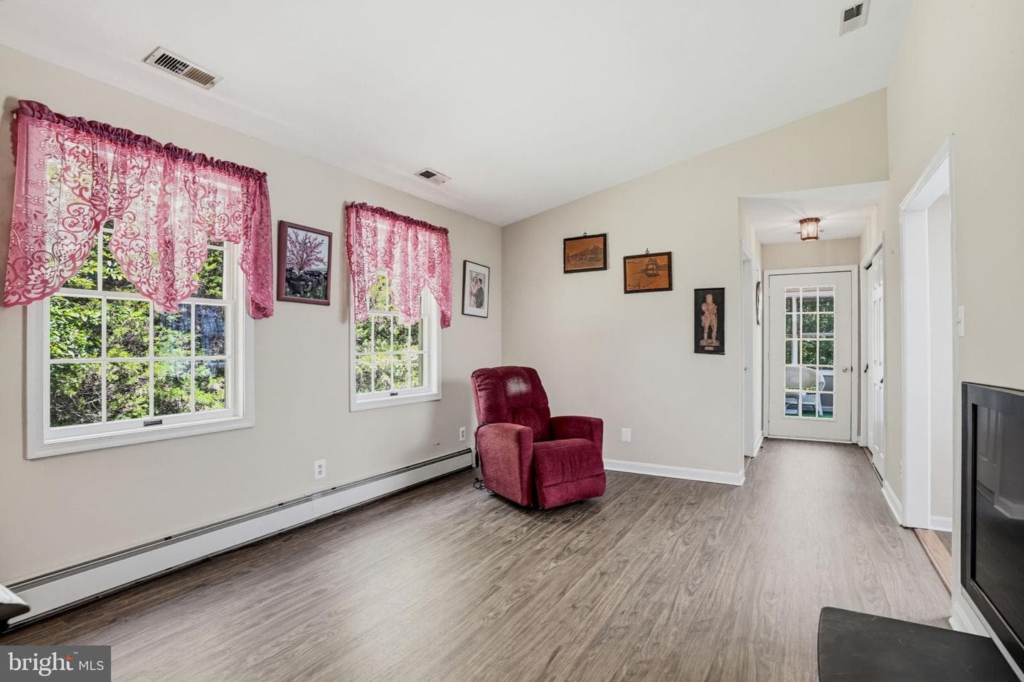 10707 Ward Road photo 26