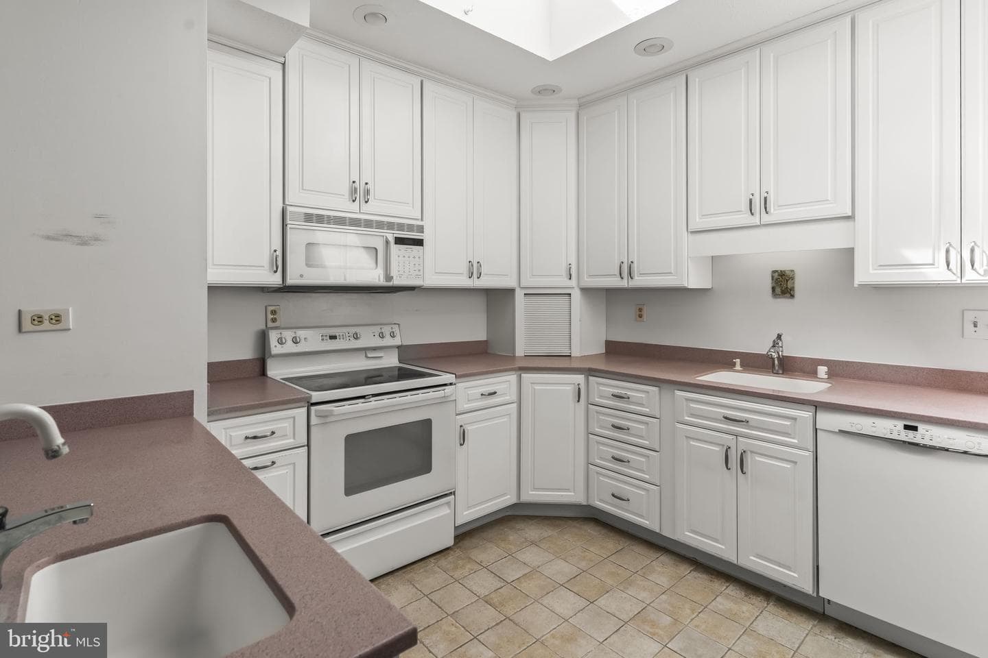 2237 Garrity Rd photo 34