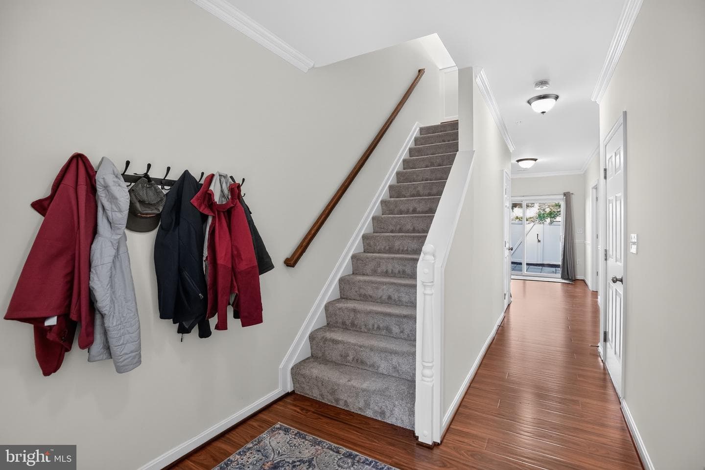 3610 Glouster Drive, North Beach