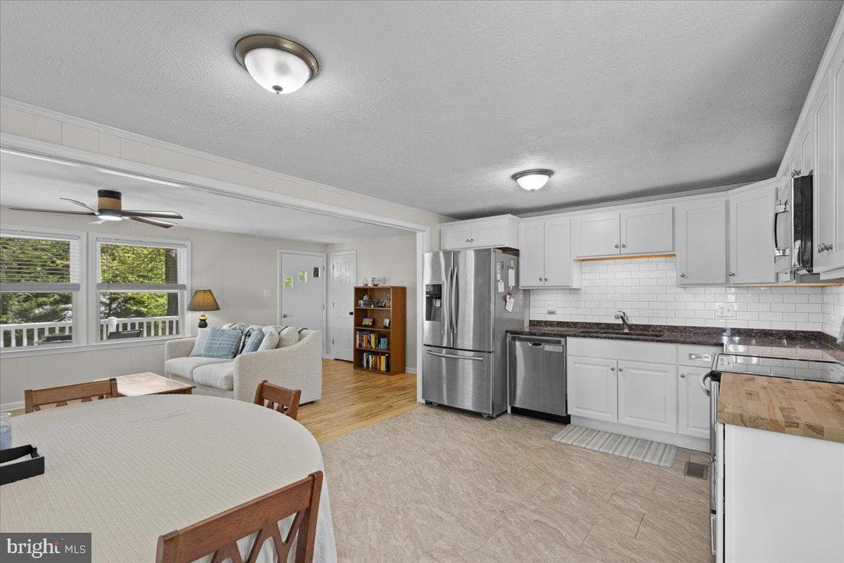 3719 3rd Street photo 16