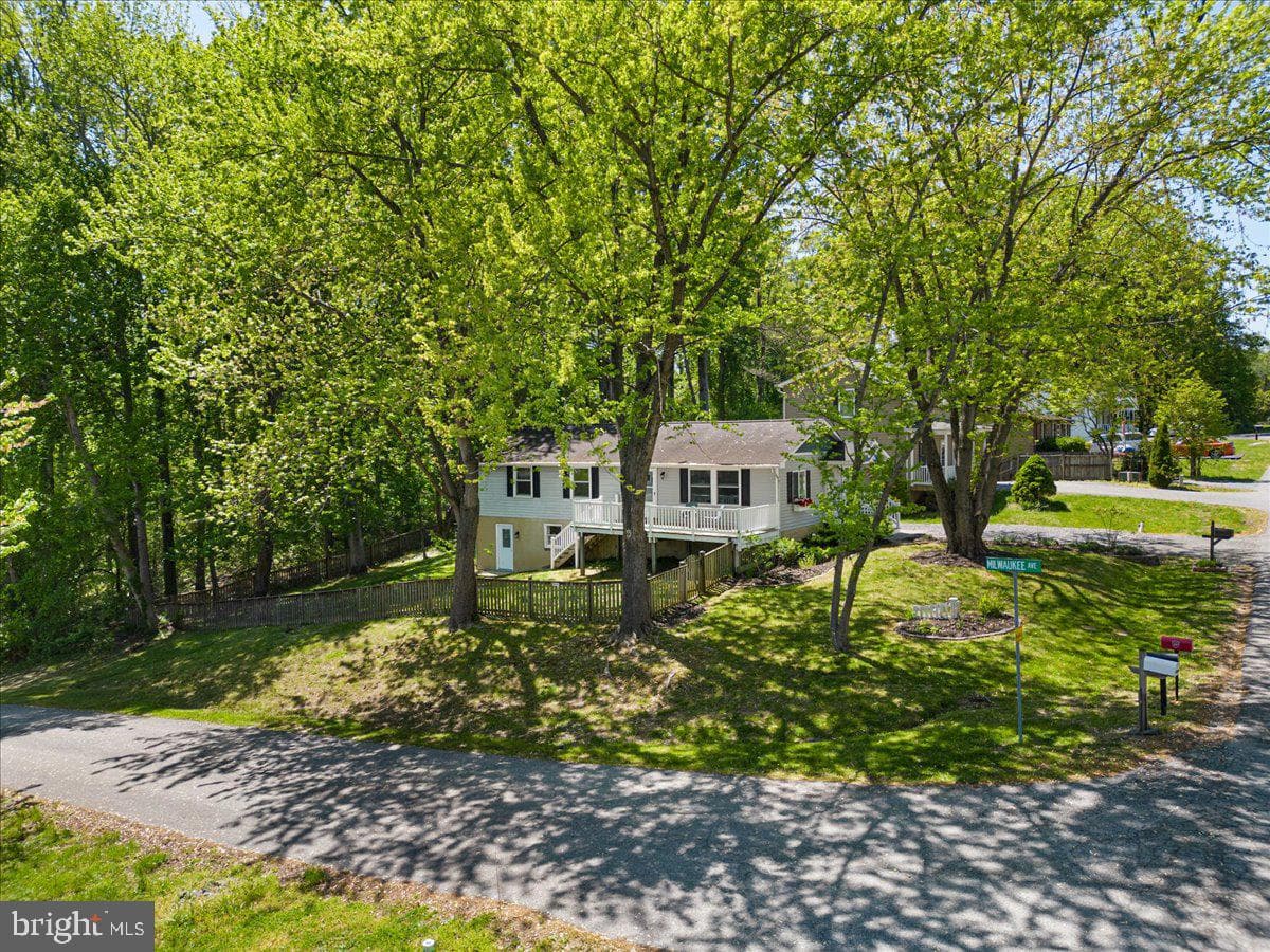 3719 3rd Street photo 38