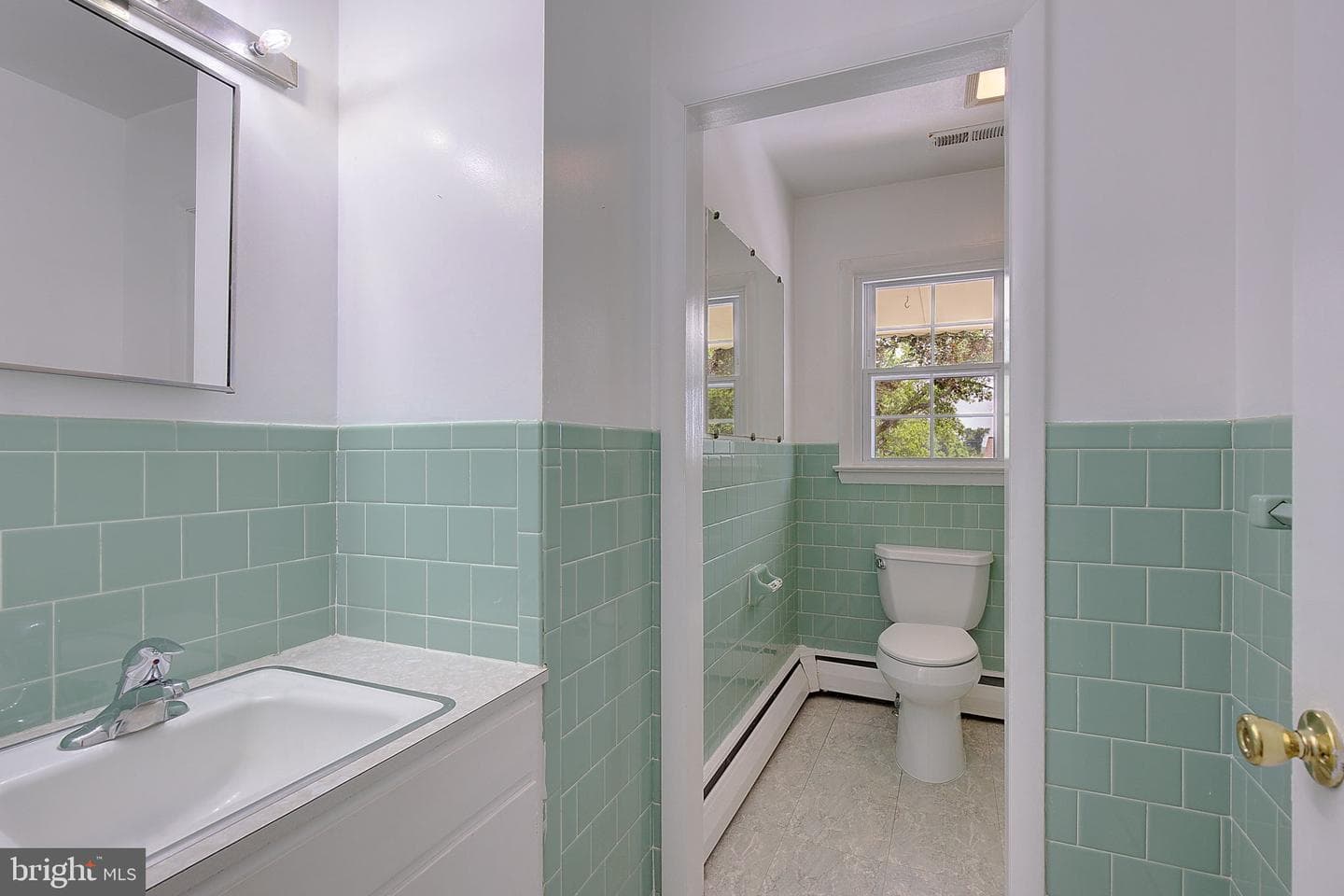 2546 Hillside Drive photo 12