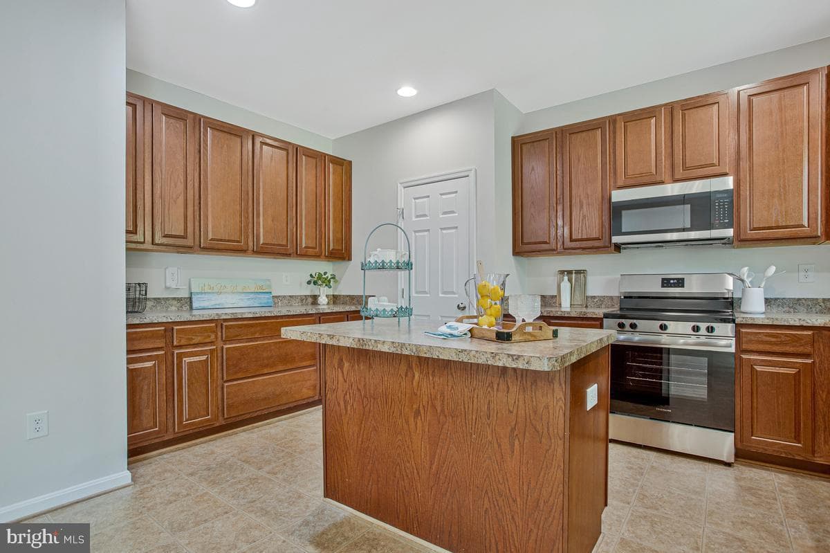 3657 Bedford Drive photo 13