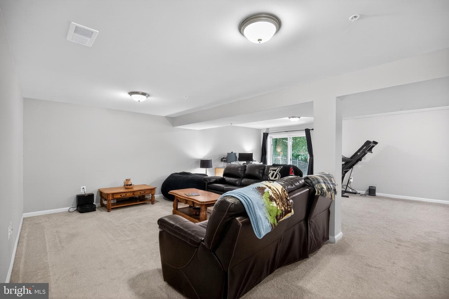 485 Sylvan Place photo 31