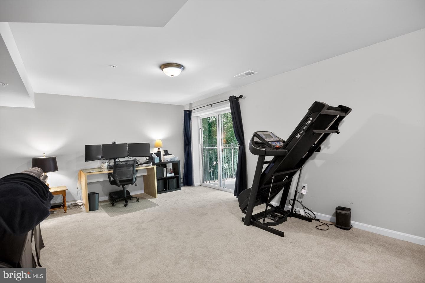 485 Sylvan Place photo 32