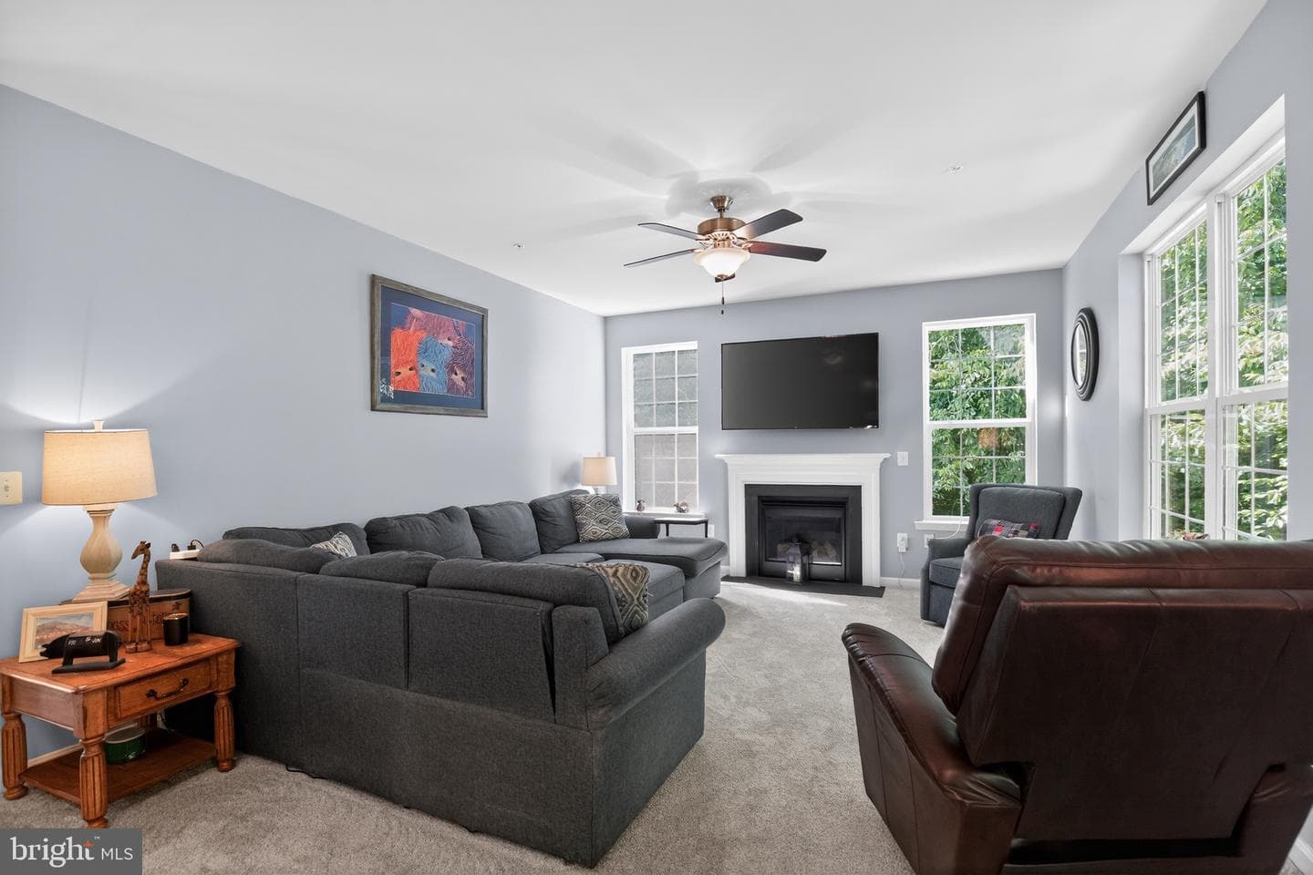 485 Sylvan Place photo 9