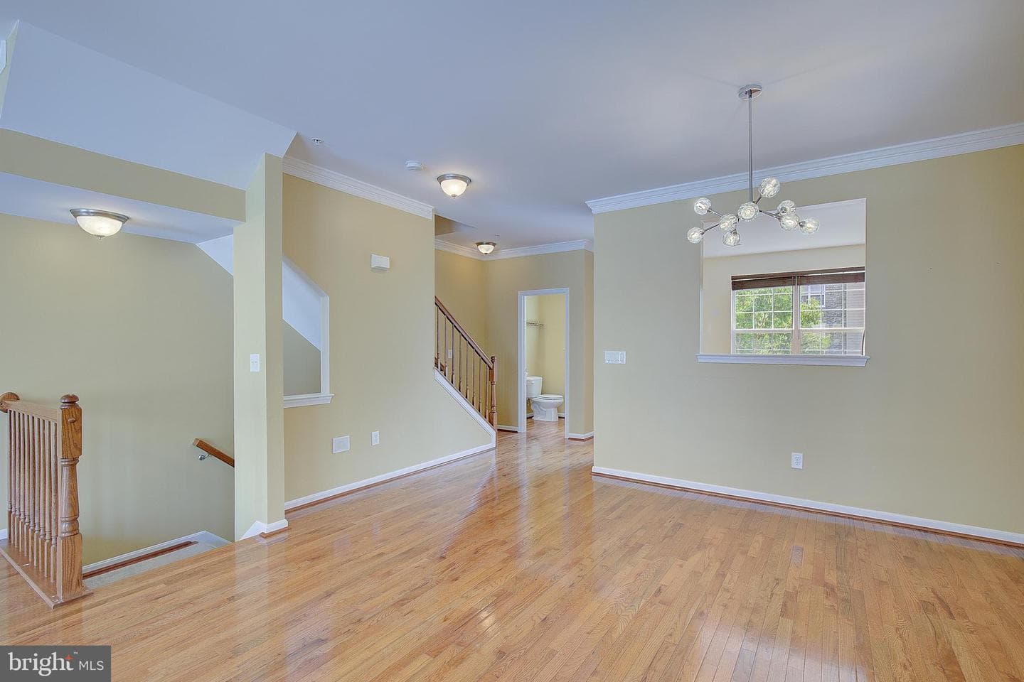 105 Polo Way photo 20