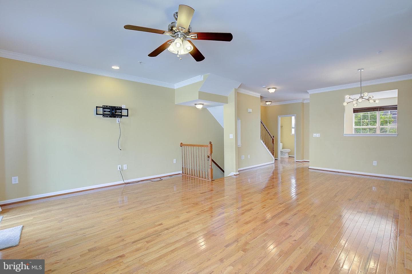 105 Polo Way photo 24