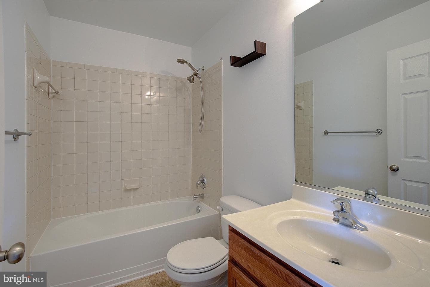 105 Polo Way photo 28