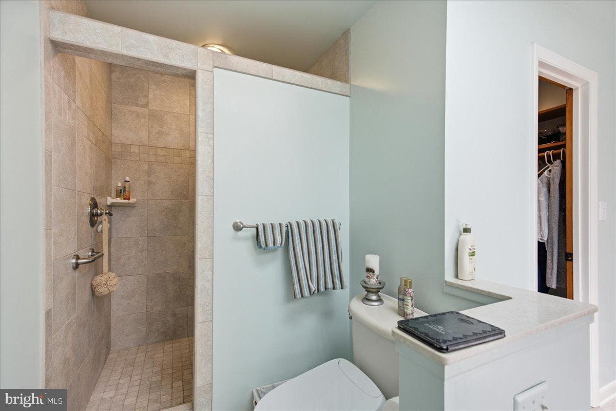 2400 Vern Road photo 50