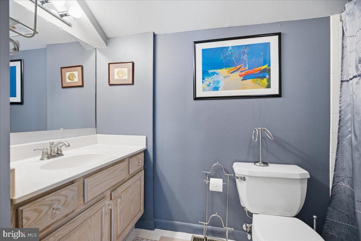 2400 Vern Road photo 56