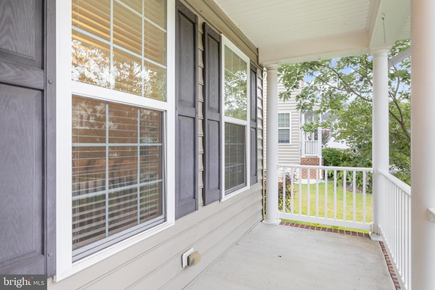 3671 Middle Ground Court photo 4