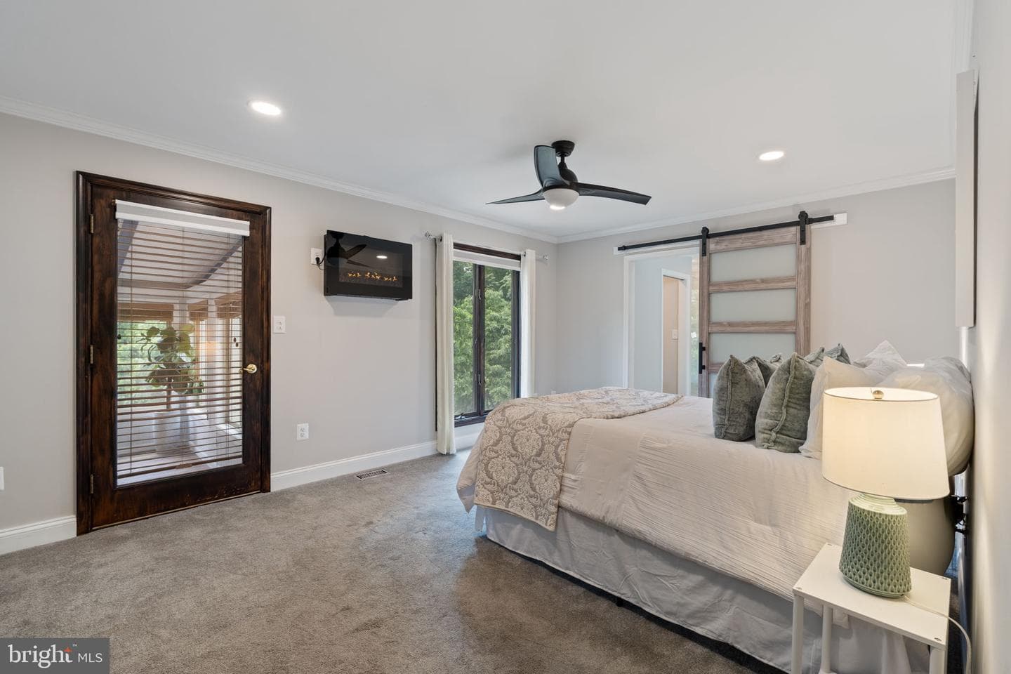 8271 Sycamore Terrace photo 22