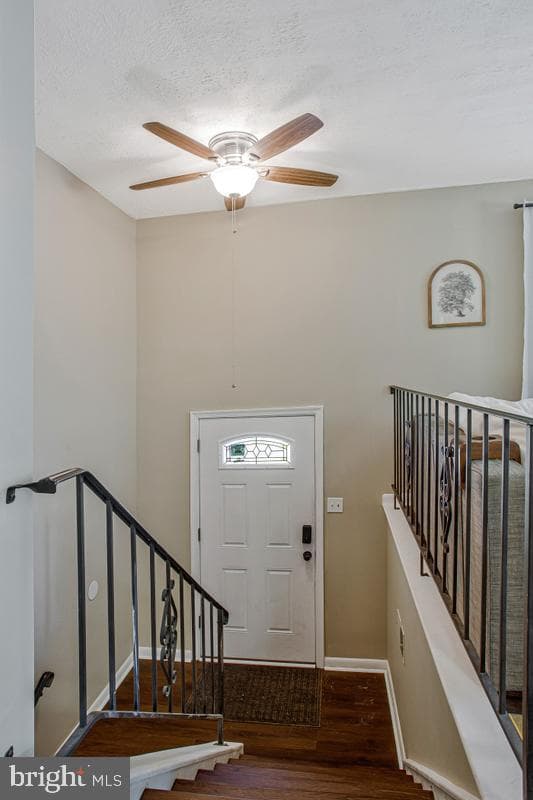 2811 Glasgow Way photo 10