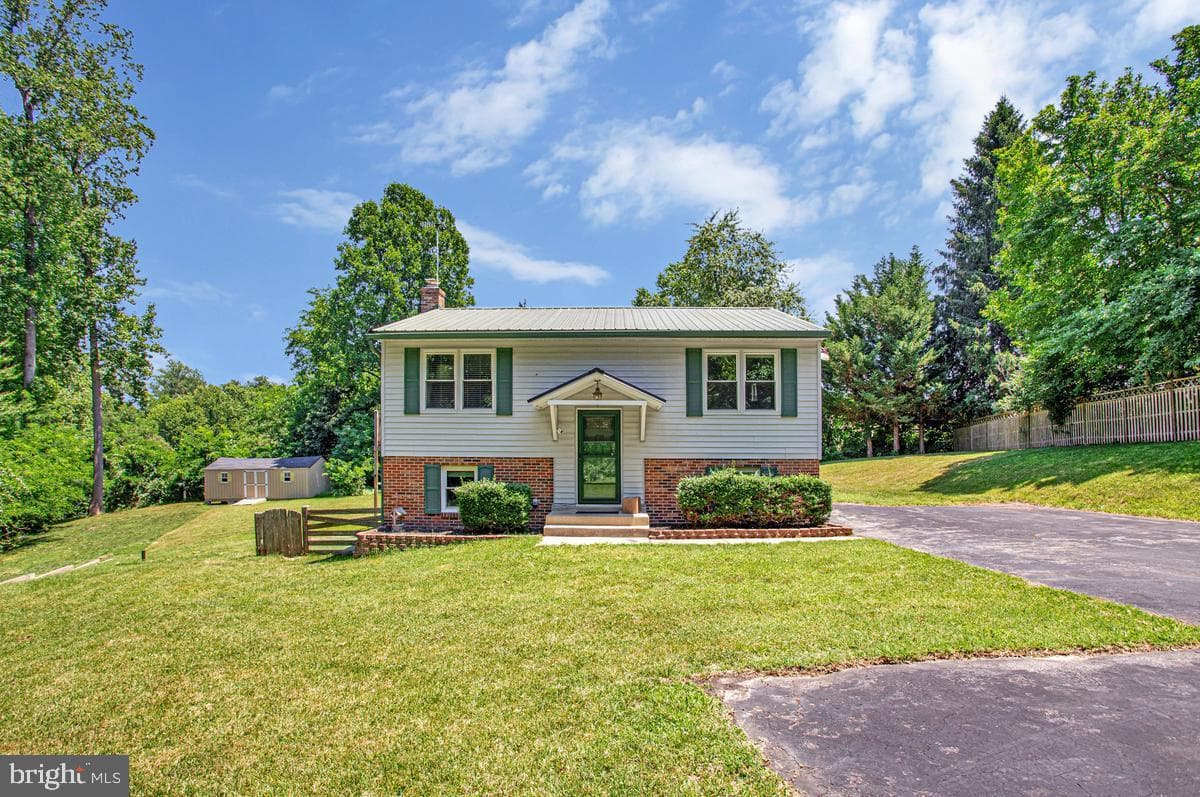 2811 Glasgow Way, Chesapeake Beach