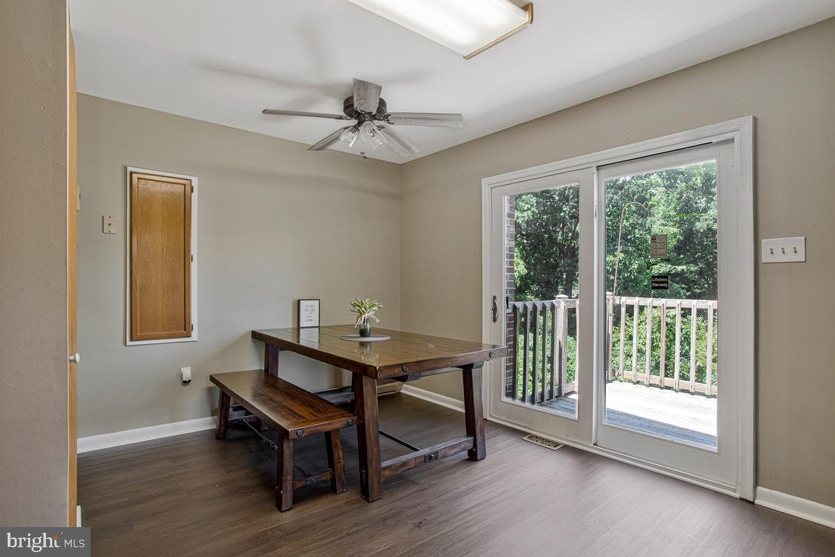 2811 Glasgow Way photo 7