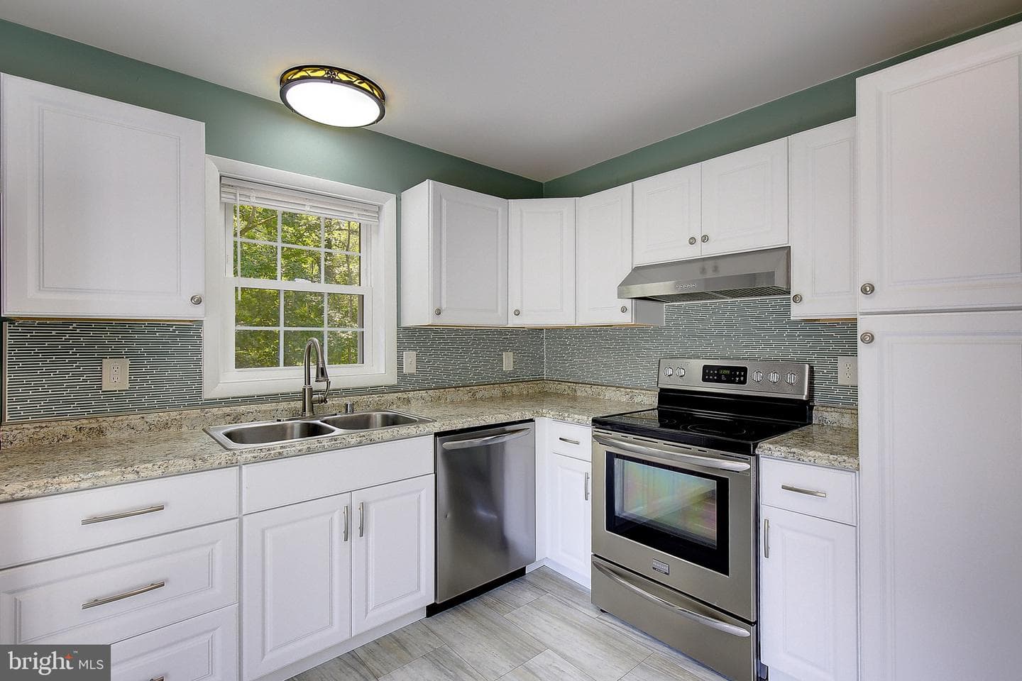 2735 Braeburn Lane photo 13