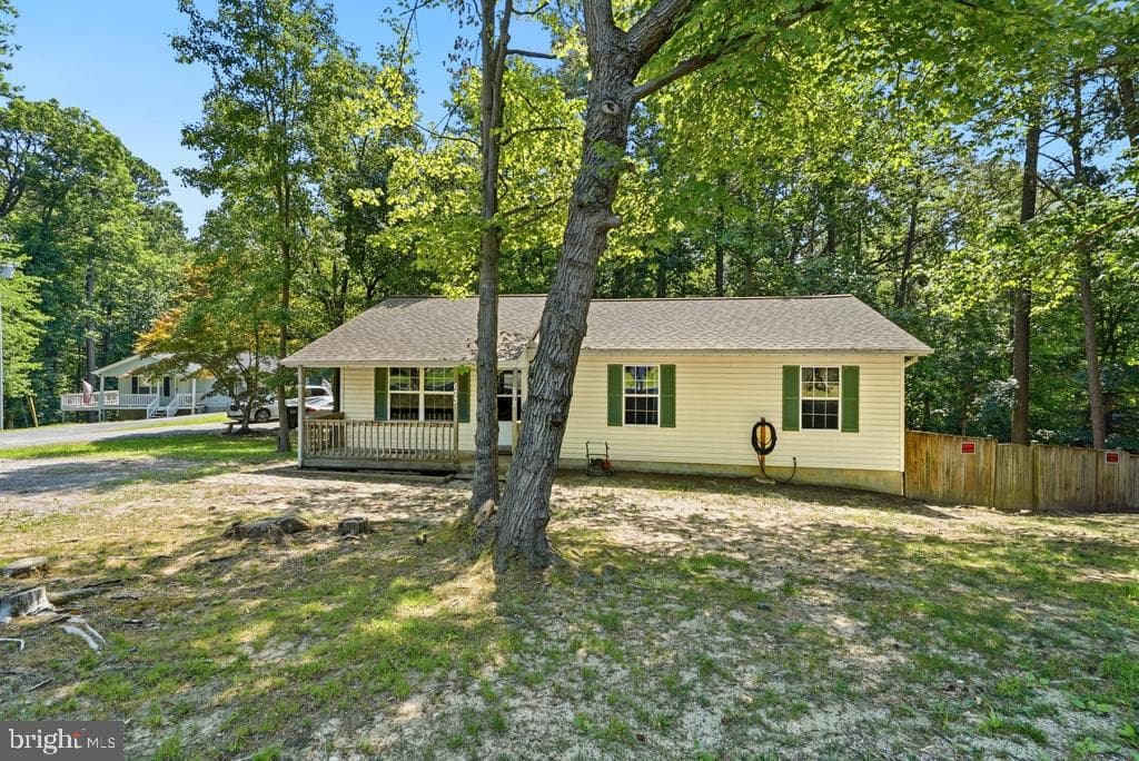 673 Grenada Lane photo 17