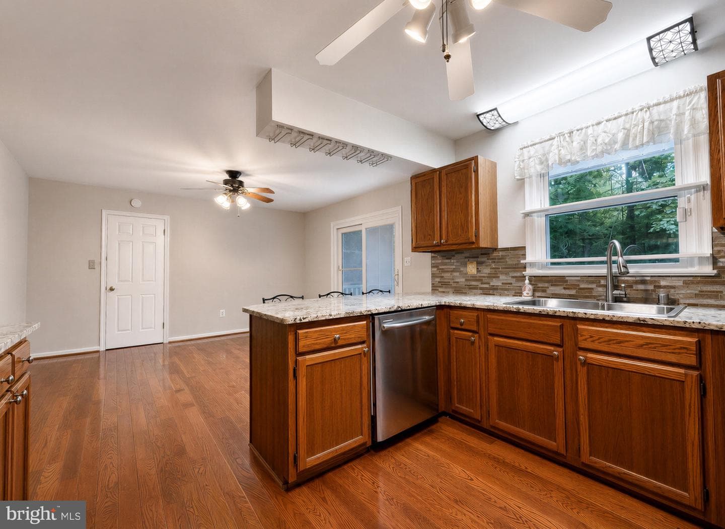 2115 Tamarac Trl photo 12