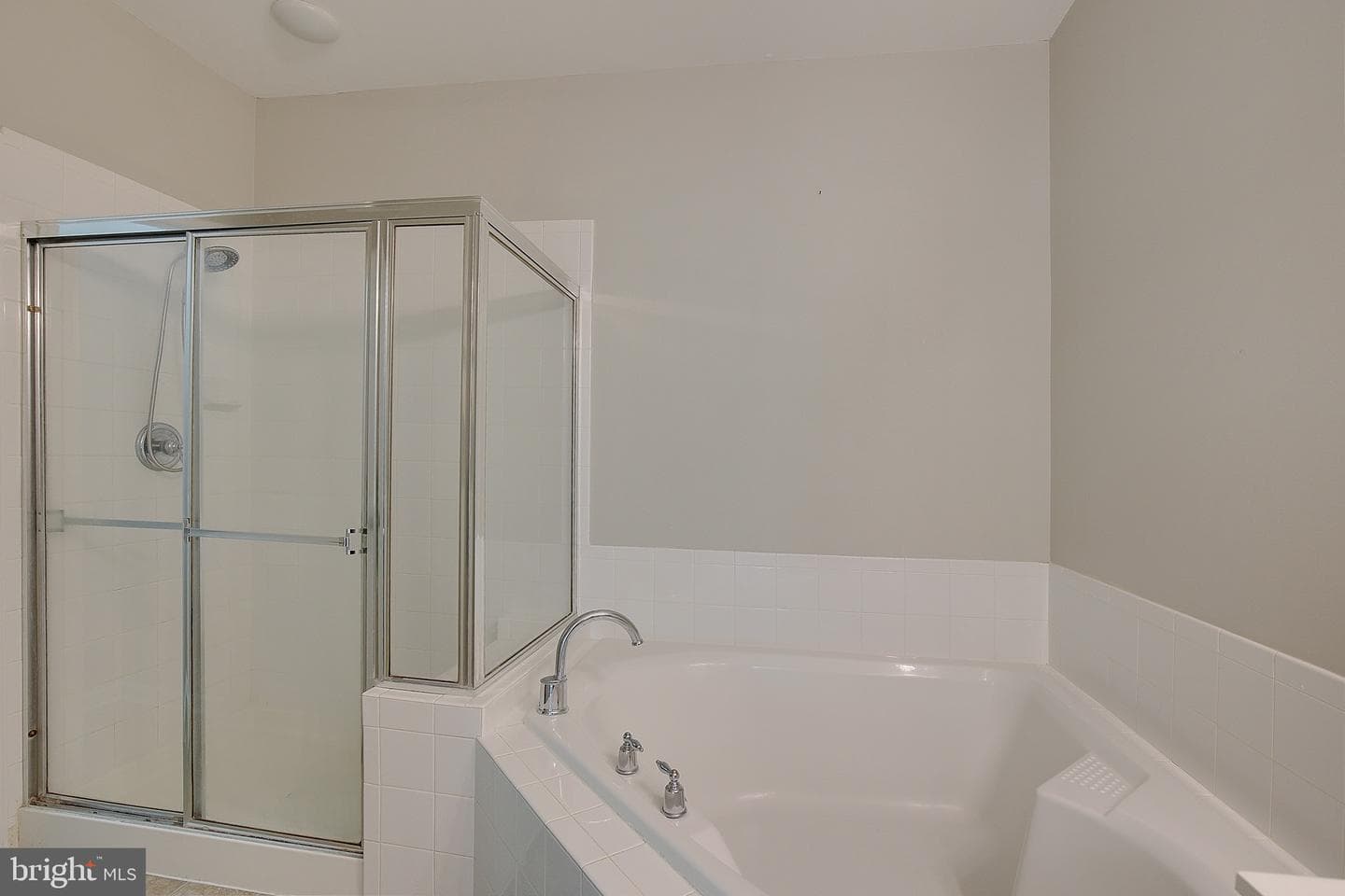 2336 Forest Ridge Terrace #10 photo 32
