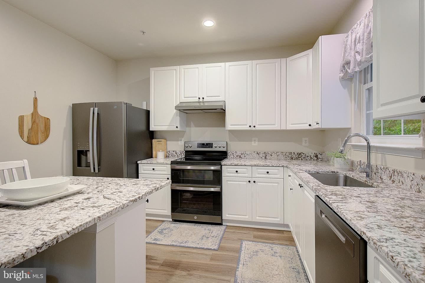 7902 Delores Court photo 14