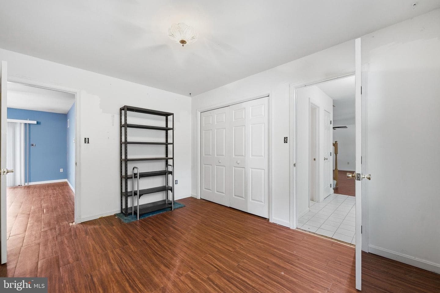 924 Chart Court photo 51