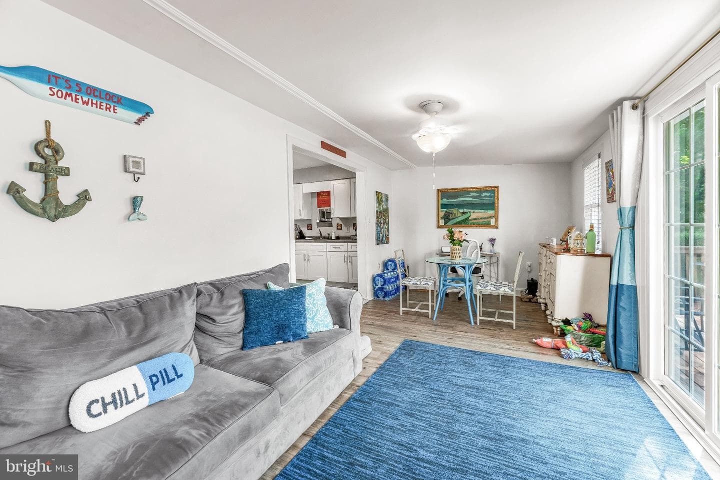 1543 Avenue B Street photo 19