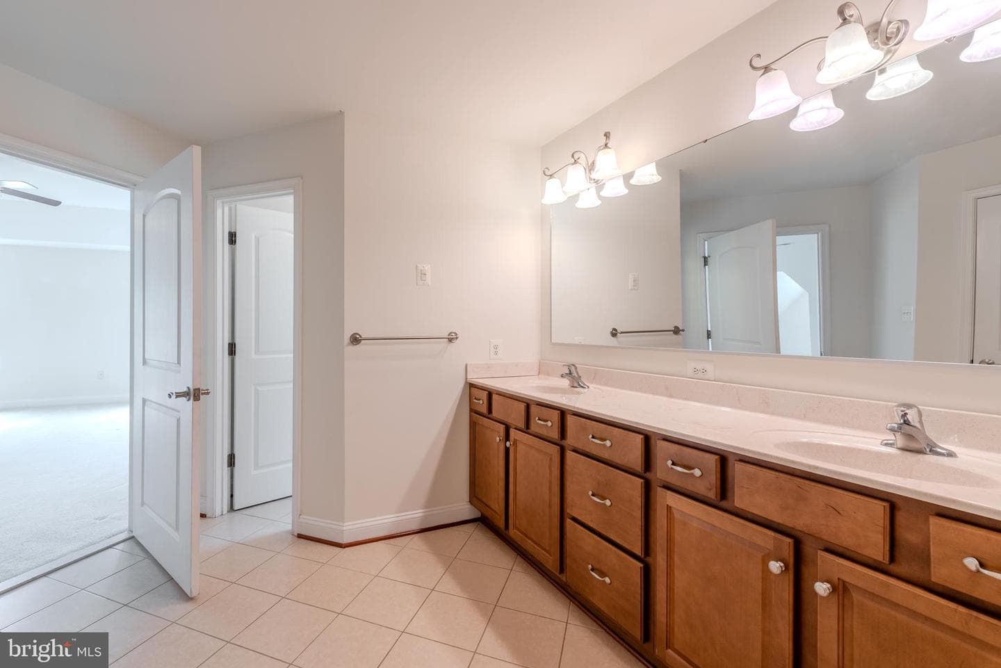 5034 Barrington Lane photo 39