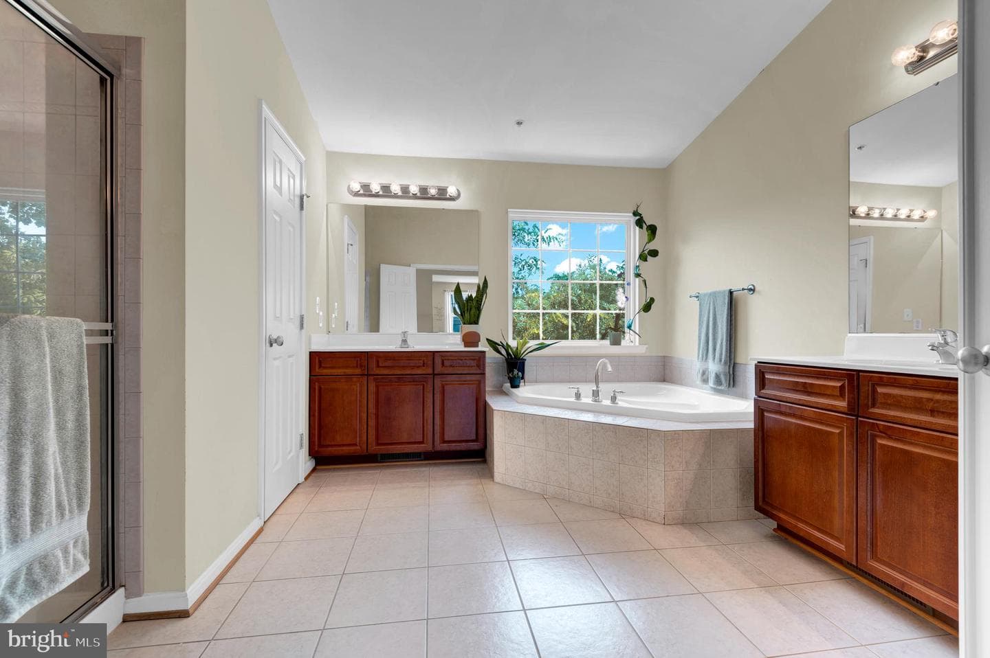 3781 Bedford Drive photo 33