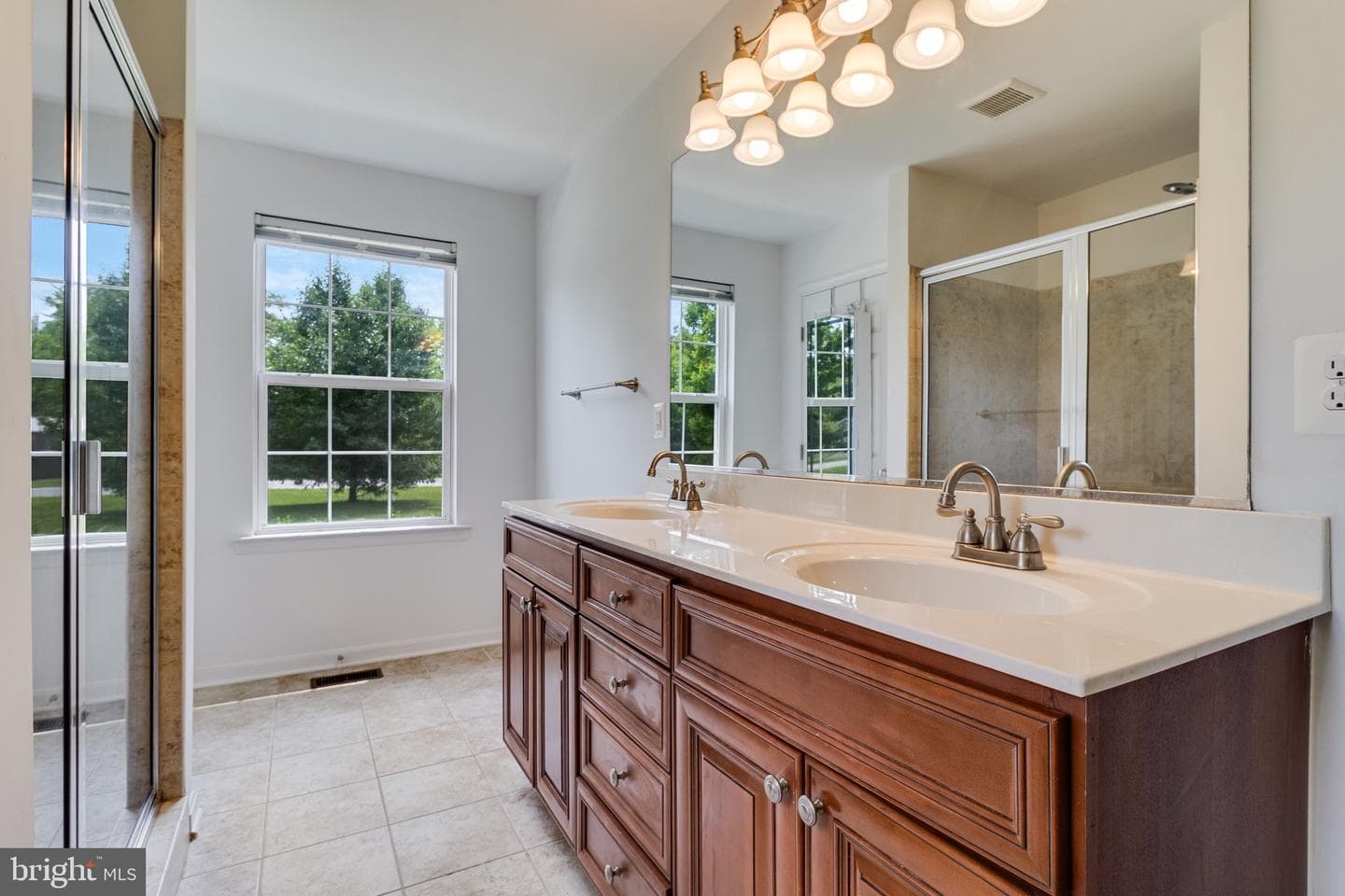 3020 Franklin Drive photo 9