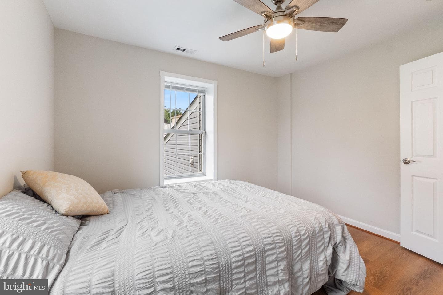 2824 Bay Boulevard photo 16