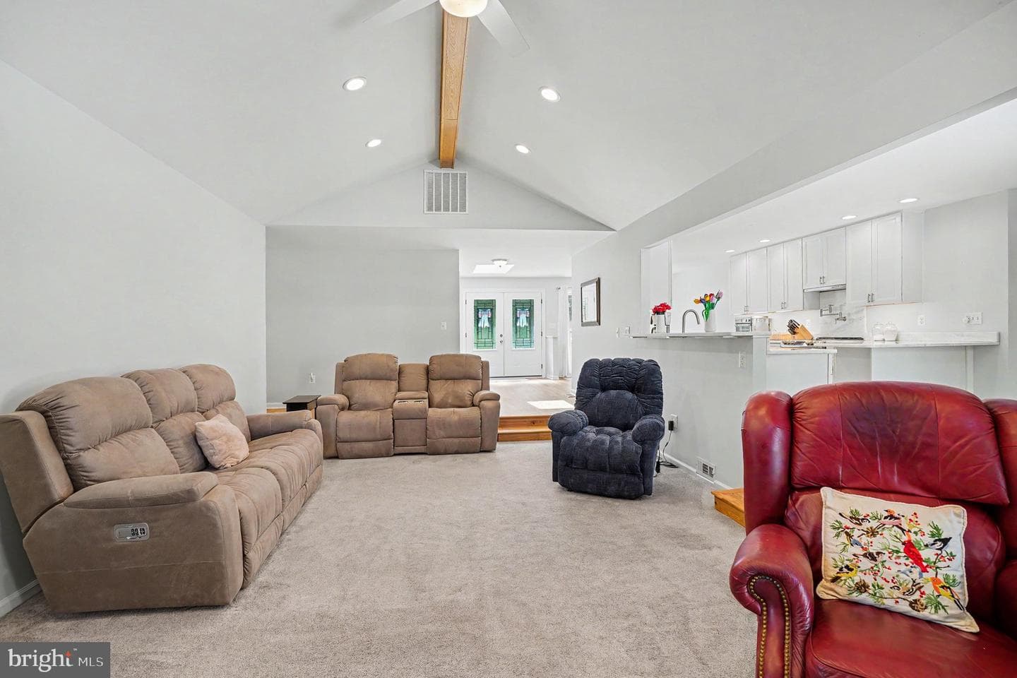 12029 Palisades Drive photo 14
