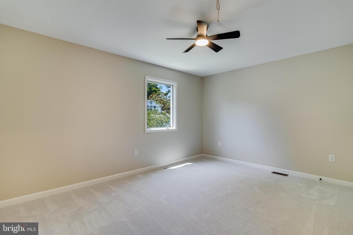 145 Chesapeake Avenue photo 39