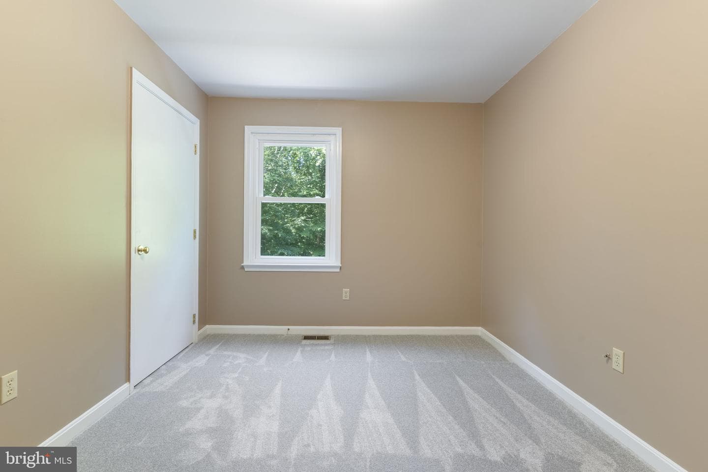 3555 Christiana Court photo 33